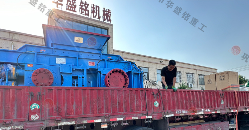 華盛銘廠家的對輥制砂機怎么樣？市場價一臺多少錢？