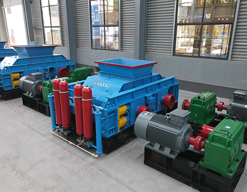 輝綠巖太硬難制砂？對輥制砂機輥皮耐磨，專破硬料產(chǎn)量穩(wěn)