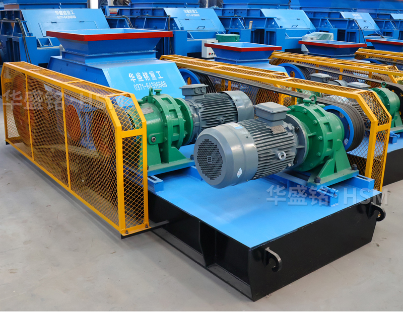 破碎石膏料用雙齒輥破碎機(jī)怎么樣？華盛銘破碎機(jī)廠家實(shí)力如何？